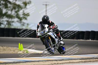 media/Apr-18-2025-TrackDaz (Fri) [[45f5874c44]]/B Group/Session 4 (Turn 6 - Outside)/